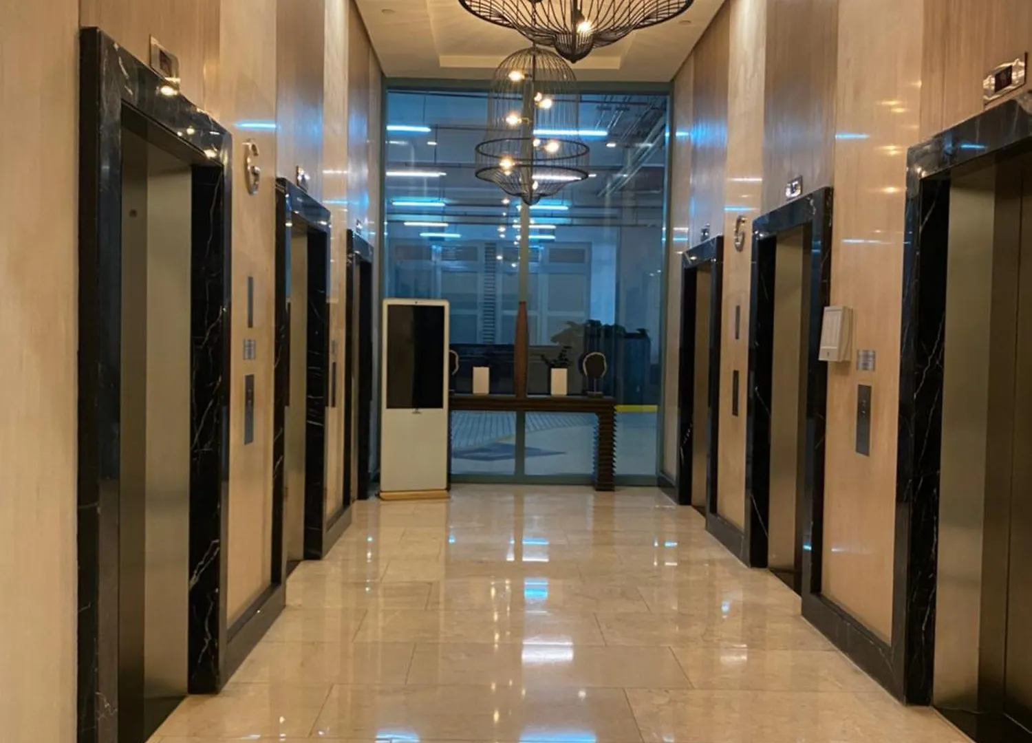 1 Bedroom Uptown Bgc Across Uptown Mall Manila Philippines